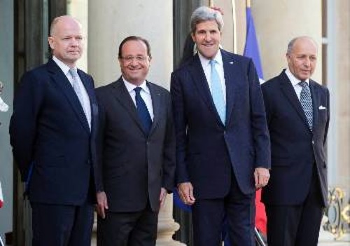 Από τη συνάντηση των ΥΠΕΞ ΗΠΑ, Βρετανίας που είχε οικοδεσπότη τη Γαλλία, και τον πρόεδρο Ολάντ που πιέζει για άμεση στρατιωτική επέμβαση στη Συρία