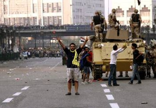 Από τις συγκρούσεις στο Κάιρο