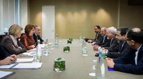 Από τις εν εξελίξει διαπραγματεύσεις στη Γενεύη μεταξύ της «Ομάδας των έξι» και του Ιράν