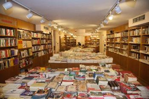 Το βιβλιοπωλείο της «Σύγχρονης Εποχής» στην Αθήνα