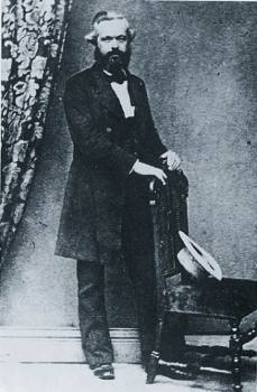 Ο Καρλ Μάρξ το 1861. Η πρώτη γνωστή φωτογραφία του