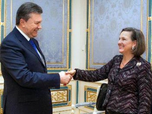 Από την προχτεσινή συνάντηση του Ουκρανού Προέδρου με την Αμερικανίδα διπλωμάτη