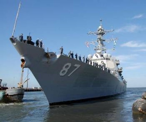 Το αμερικανικό αντιτορπιλικό USS Traxton