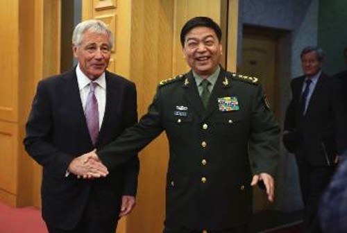Από τη συνάντηση των υπουργών Αμυνας ΗΠΑ και Κίνας