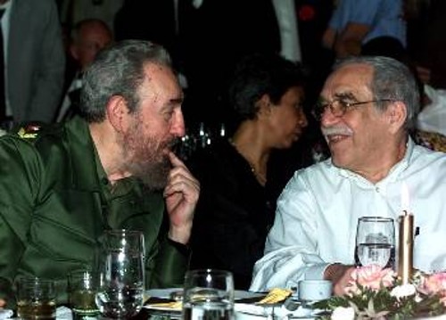 Το Μάρτη του 2000 από τη συνάντηση του Γκ. Μάρκες με τον Φιντέλ Κάστρο, στην Κούβα