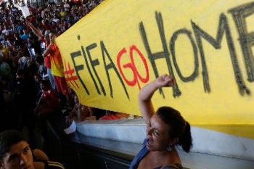 Από τις διαδηλώσεις κατά του Μουντιάλ στη Βραζιλία