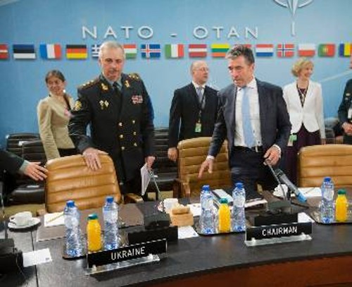 Στιγμιότυπο από τη συνεδρίαση της «Επιτροπής ΝΑΤΟ - Ουκρανίας»