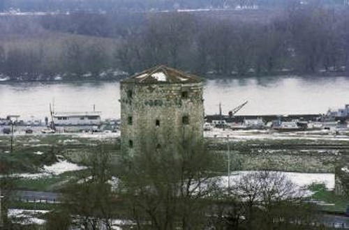 Το κάστρο neboisa στο Βελιγράδι. Εδώ βρήκαν μαρτυρικό θάνατο ο Ρήγας Φεραίος και επτά σύντροφοί του