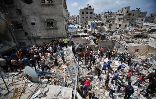 Η φονική μηχανή του Ισραήλ σκορπάει το θάνατο και την καταστροφή στη μαρτυρική Γάζα