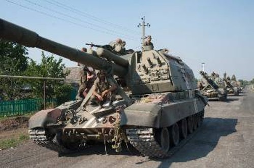 Τα στρατεύματα του Κιέβου σφίγγουν τον κλοιό στις πόλεις της Ανατολικής Ουκρανίας