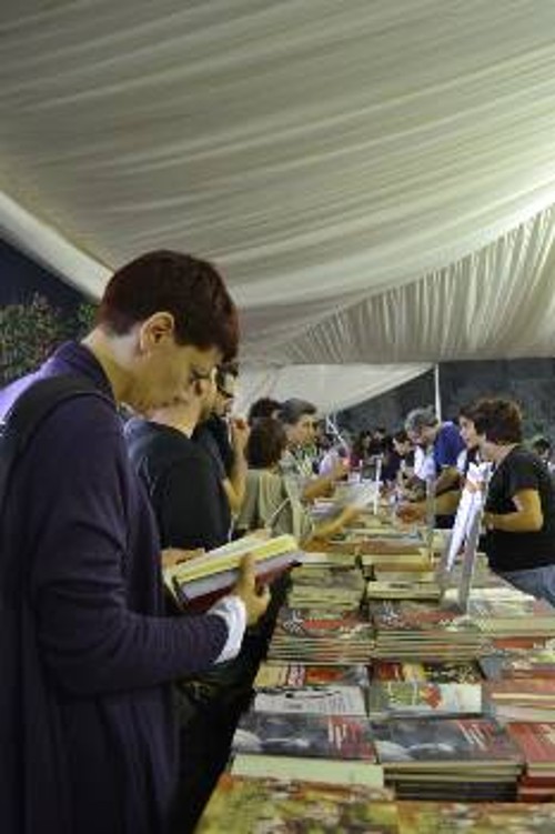 Το βιβλιοπωλείο της «Σύγχρονης Εποχής» στο περσινό Φεστιβάλ