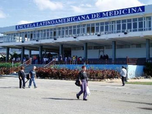 Αποψη της Λατινοαμερικανικής Σχολής Ιατρικής στην Αβάνα