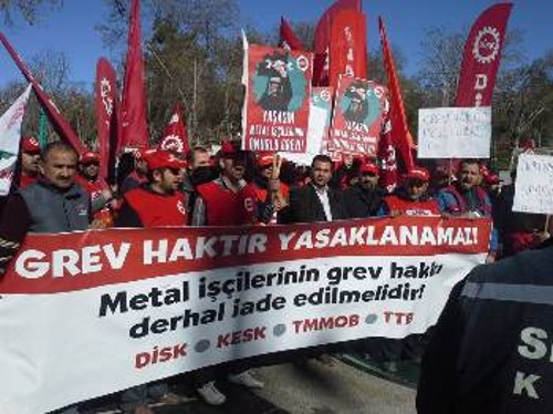 Από περσινή απεργιακή κινητοποίηση των μεταλλεργατών στην Τουρκία