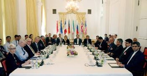 Από τις προχτεσινές, κεκλεισμένων των θυρών, διαπραγματεύσεις ανάμεσα σε Ιράν και Ομάδα των «5+1» στη Βιέννη