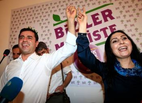 Οι ηγέτες του HDP που προετοιμάζονται για το ρόλο τους στο αστικό σύστημα