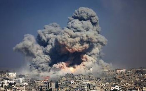 Από τις επιθέσεις του Ισραήλ στη Γάζα