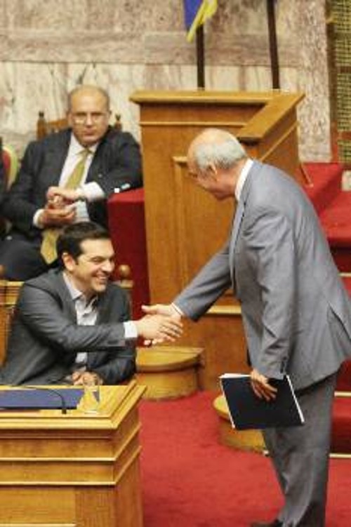 Είτε με κορμό τον ΣΥΡΙΖΑ είτε τη ΝΔ, η κυβέρνηση που θα προκύψει από τις εκλογές θα υλοποιήσει όσα προβλέπει το μνημόνιο που ψήφισαν μαζί