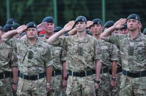 Βρετανοί στρατιώτες, στη χτεσινή έναρξη της «Rapid Trident», στη δυτική Ουκρανία