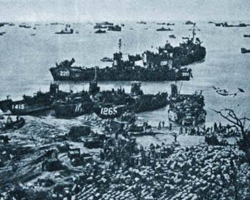 Απόβαση αμερικανικών στρατευμάτων στη νήσο Οκινάβα
