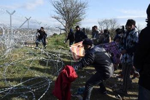 Ενταση στα σύνορα με την ΠΓΔΜ μετά την εγκατάσταση φράχτη