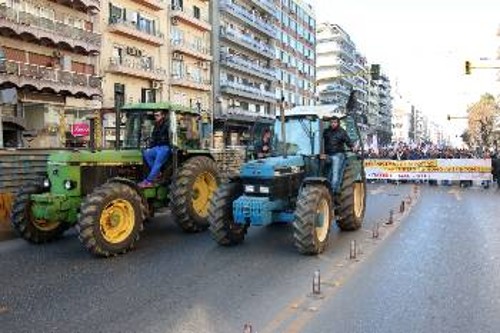 Από τη συμμετοχή των αγροτών στο συλλαλητήριο αλληλεγγύης που έγινε την Παρασκευή 29/1 στη Θεσσαλονίκη