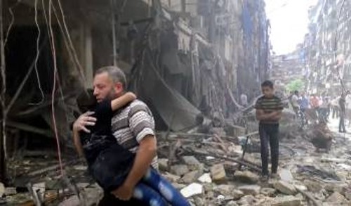 Μετά από τους σφοδρούς βομβαρδισμούς στο Χαλέπι
