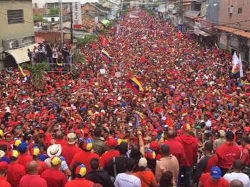 Από τη χτεσινή κινητοποίηση στο Καράκας υπέρ της κυβέρνησης