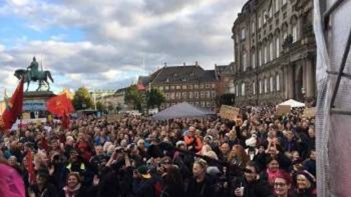 Από την προχτεσινή διαδήλωση στην Κοπεγχάγη