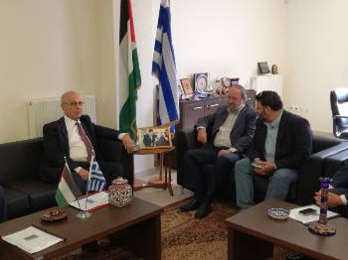 Από τη χτεσινή συνάντηση στην παλαιστινιακή πρεσβεία