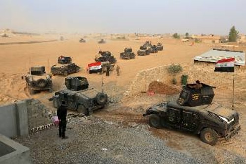 Μονάδες του ιρακινού στρατού σε χωριό, 9 χιλιόμετρα από τη Μοσούλη