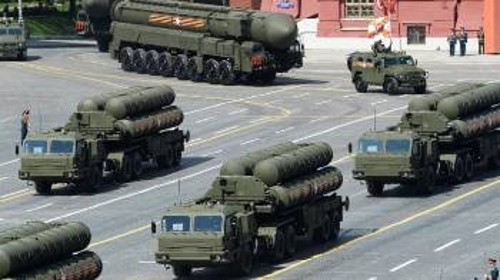 Συστοιχίες των ρωσικών αντιπυραυλικών συστημάτων «S400»