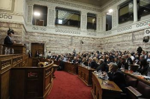 Από τη χτεσινή συνεδρίαση της κοινοβουλευτικής ομάδας του ΣΥΡΙΖΑ