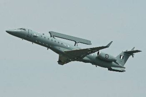 Αεροσκάφος τύπου «Erieye EMB-145H AEW&C» της ελληνικής Πολεμικής Αεροπορίας πήρε μέρος το προηγούμενο διάστημα στην επιχείρηση «Sophia» της ΕΕ, στην κεντρική Μεσόγειο