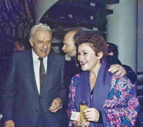 Χαρίλαος Φλωράκης, Γιάννης Μαρκόπουλος και Μαρία Δημητριάδη σε δεξίωση για τα 70χρονα του ΚΚΕ στις 4/12/1988