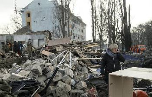 Βομβαρδισμένες περιοχές στα περίχωρα του Ντονέτσκ