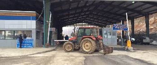 Δίωρο αποκλεισμό του τελωνείου της Κρυσταλλοπηγής πραγματοποίησαν μικρομεσαίοι αγρότες της Δυτικής Μακεδονίας