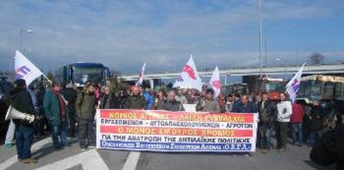 Νέα επίσκεψη αλληλεγγύης πραγματοποιήθηκε την Κυριακή στο μπλόκο της Νίκαιας