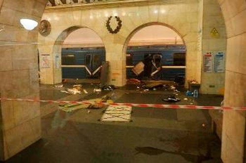 Η βομβιστική επίθεση στο μετρό δεν είναι άσχετη με τις αντιθέσεις και τους ανταγωνισμούς που αξιοποιούνται από διάφορες δυνάμεις
