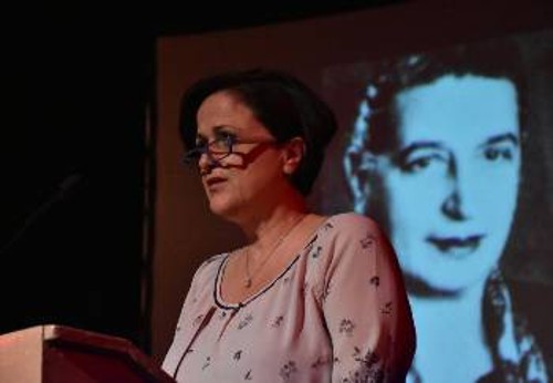 Η Ελ. Μπιμπίρη αναφέρθηκε στη στάση και το έργο της Ιμβριώτη στην Αντίσταση, την Ελεύθερη Ελλάδα και τις διώξεις της