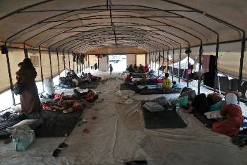 Καταυλισμός εκτοπισμένων από τη Ράκα στη βόρεια Συρία
