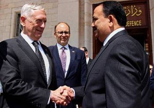 Από τη χτεσινή συνάντηση του Αμερικανού υπουργού Αμυνας με τον Ιρακινό ομόλογό του στη Βαγδάτη
