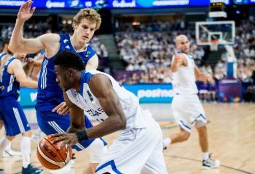 Την τρίτη συνεχόμενη ήττα της στο φετινό Ευρωμπάσκετ υπέστη χτες από τη Φινλανδία η Εθνική Ελλάδας