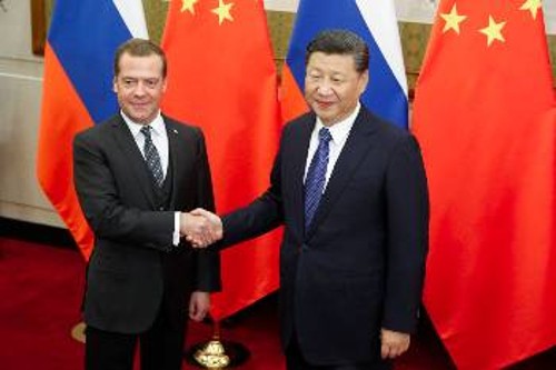 Από τη συνάντηση του Μεντβέντεφ με τον Κινέζο Πρόεδρο