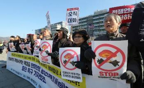 Από λαϊκή διαμαρτυρία στη Σεούλ ενάντια στις νέες προκλητικές ασκήσεις ΗΠΑ - Νότιας Κορέας