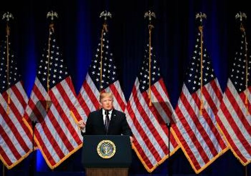 Ο Ντ. Τραμπ ανακοινώνει τη νέα «εθνική στρατηγική για την ασφάλεια των ΗΠΑ»