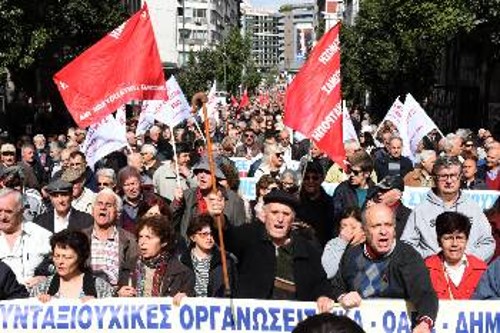 Από το τελευταίο παναττικό συλλαλητήριο των συνταξιούχων στην Αθήνα