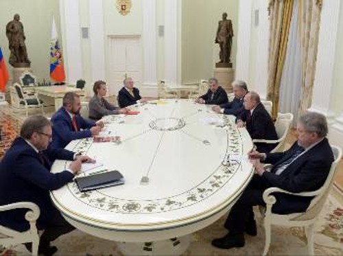 Από τη συνάντηση του Πούτιν με τους άλλους ηττημένους υποψήφιους για την προεδρία