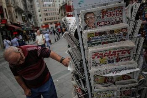 Στα πρωτοσέλιδα του τουρκικού αστικού Τύπου η νίκη Ερντογάν και οι διεργασίες της επόμενης μέρας