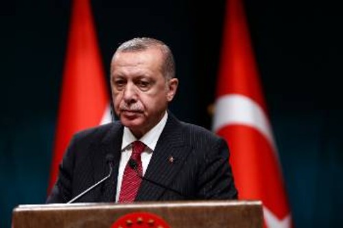 «Η Τουρκία δεν θα κάνει την ελάχιστη υποχώρηση από τις θέσεις της στην Ανατολική Μεσόγειο ή σε οποιαδήποτε άλλη περιοχή», επανέλαβε ο Ερντογάν