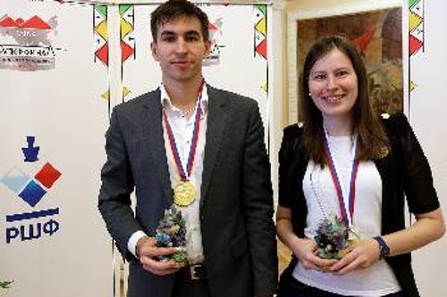 Οι πρωταθλητές Ρωσίας Ντμίτρι Αντρέικιν και Ναταλία Πογκόνινα